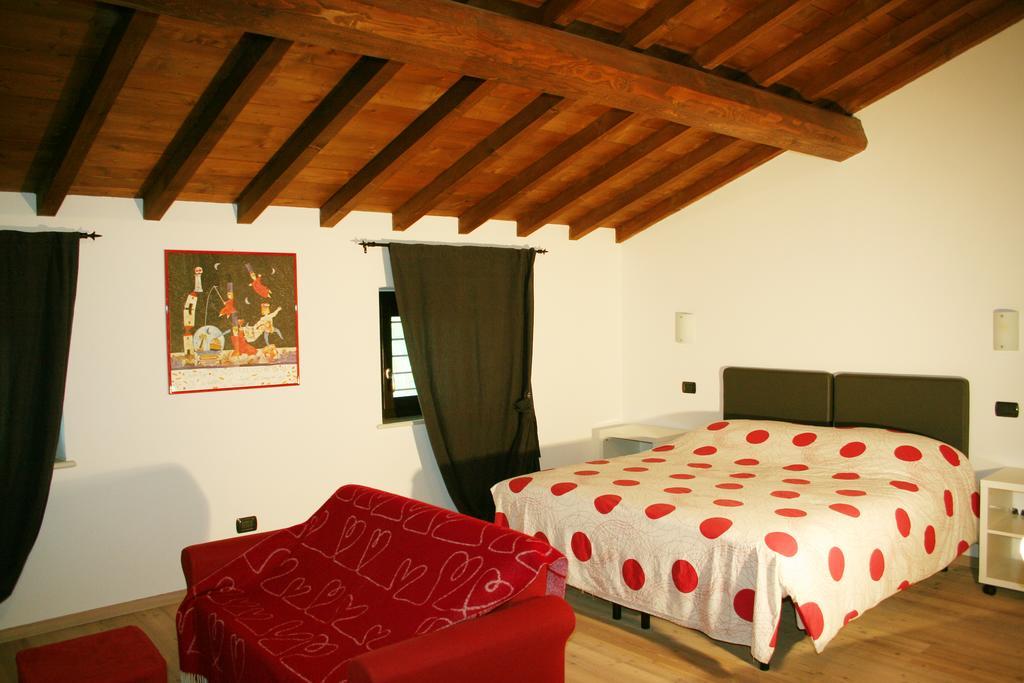 Agriturismo Nicobresaola Sommacampagna Exterior photo
